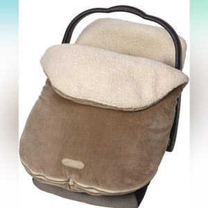 JJ Cole Bundle Me car seat bag